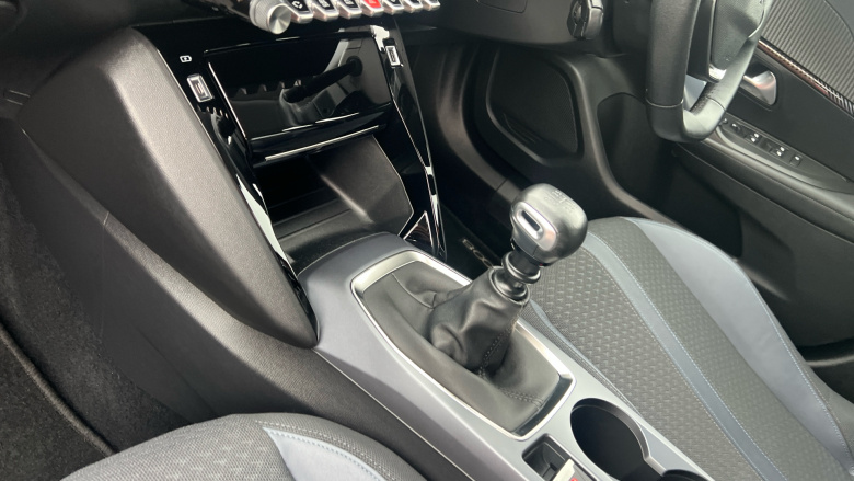 Peugeot 2008 1.2 PureTech Allure 5dr Petrol Estate